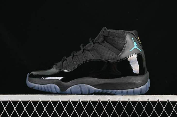 Picture of Air Jordan 11 _SKUfw20757767975809383fw